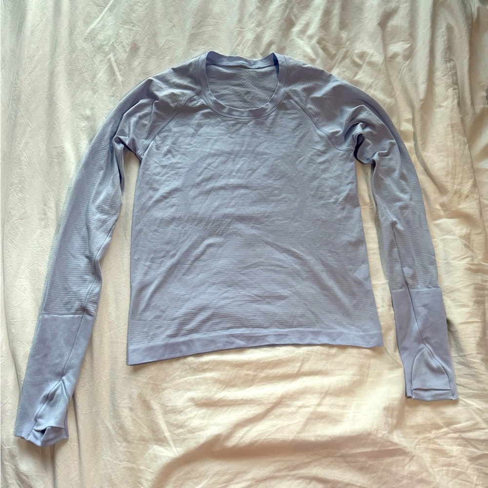 Lululemon swiftly tech long-sleeve shirt 2.0 (hip length) pastel purple, size 6